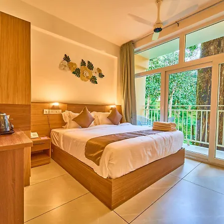 Areva Inn Plantation Resort Munnar With Pool By Voye Homes-2